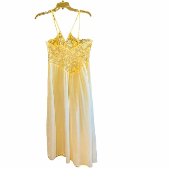 #4583 Vintage Miss Elaine beige nightgown sheer with lace size L - Picture 3 of 7